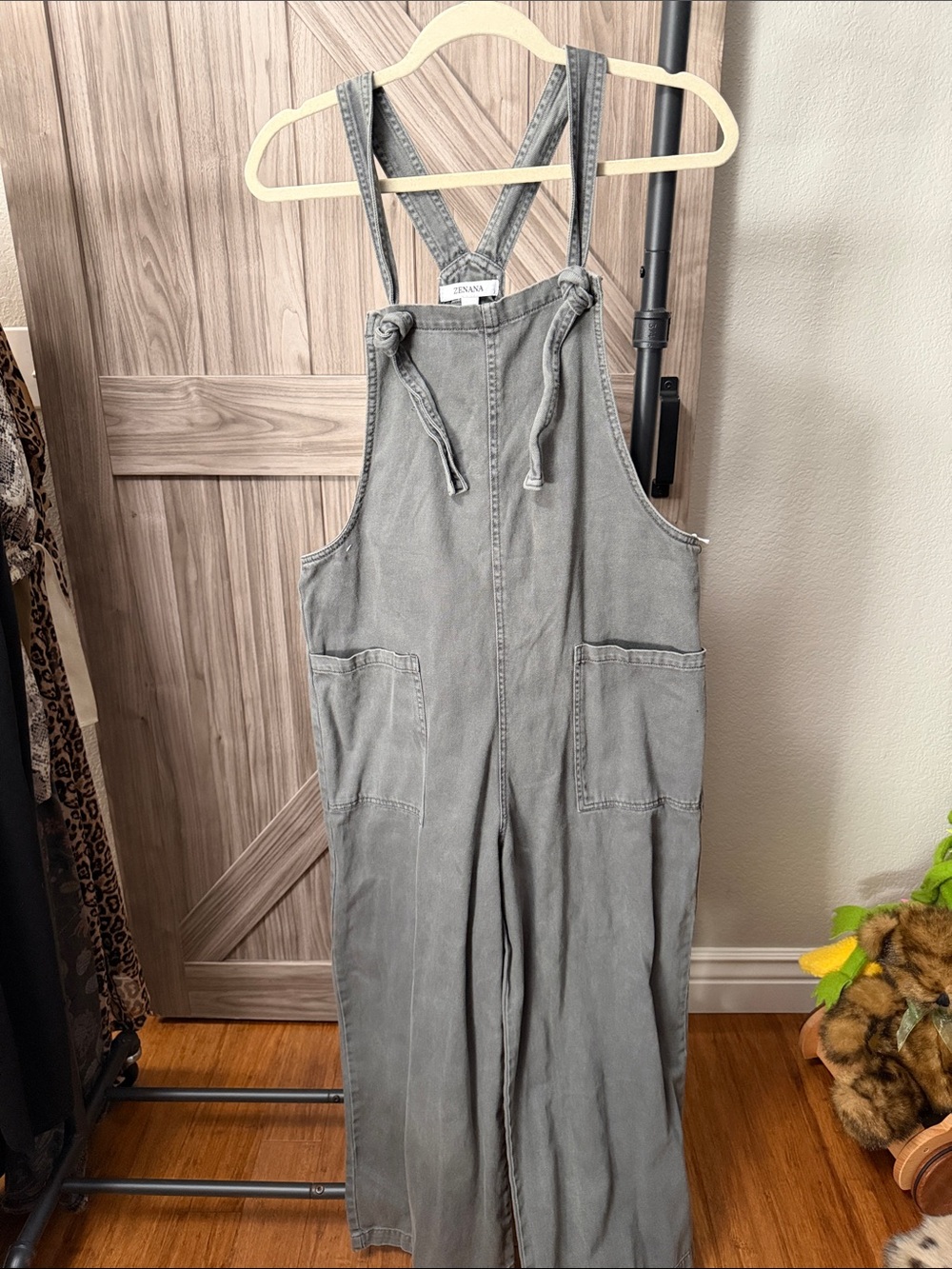 Zenana Washed Grey Wide Leg Overalls Women’s Large NWT